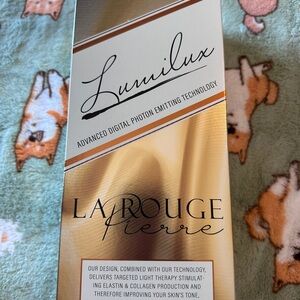 LumiLux by Skincare Tool - Gold